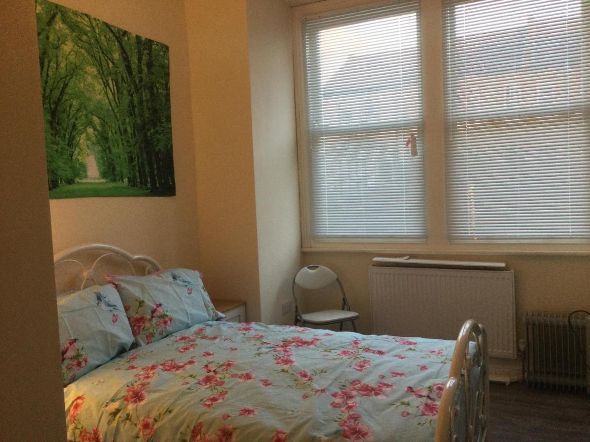 Tdm Bachelot Lettings Ltd Pensión Londres