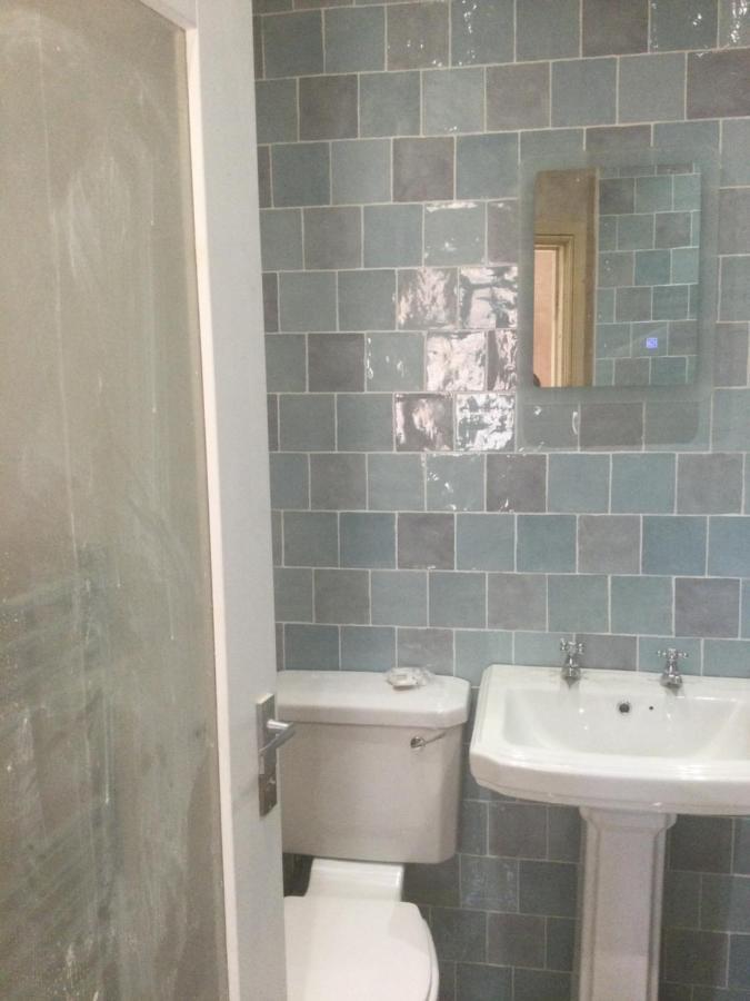 Pensión Tdm Bachelot Lettings Ltd Londres